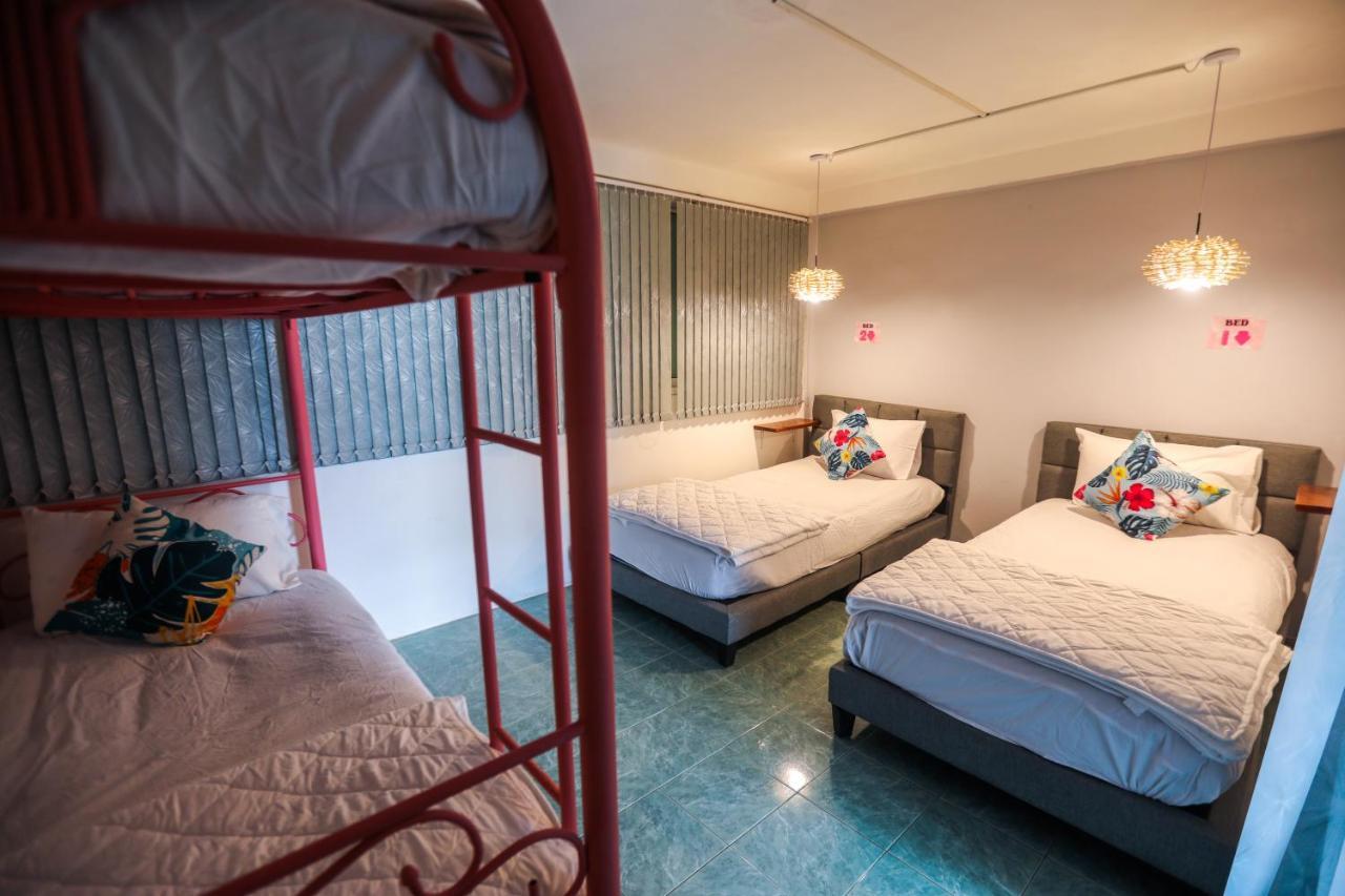 Arena Boutique Hotel Female Only Тонг Сала Экстерьер фото
